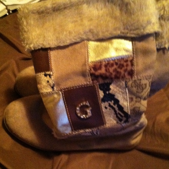 Boots with Fur - Picture 1 of 1