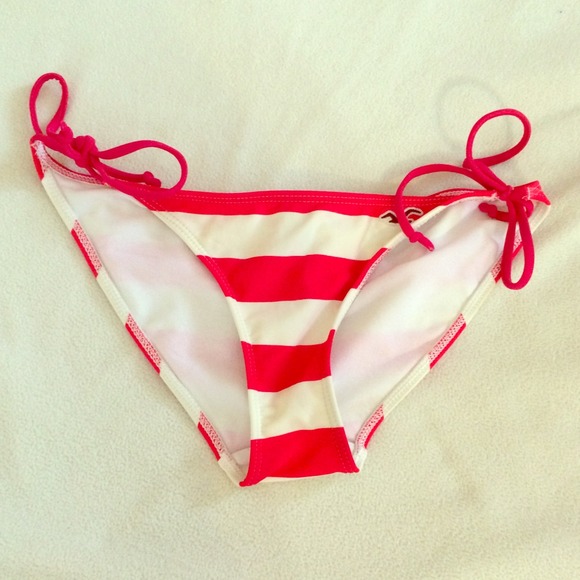 🚫BUNDLED🚫 Hollister Swimsuit Bottoms!