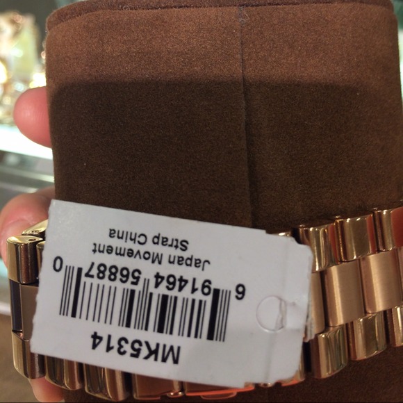 Womens, Rose Gold, Micheal Kors Watch, Brand New. main image 5