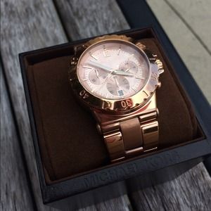 Womens, Rose Gold, Micheal Kors Watch, Brand New.
