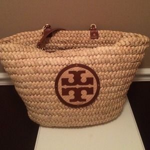 Tory Burch straw beach tote(NO TRADES)