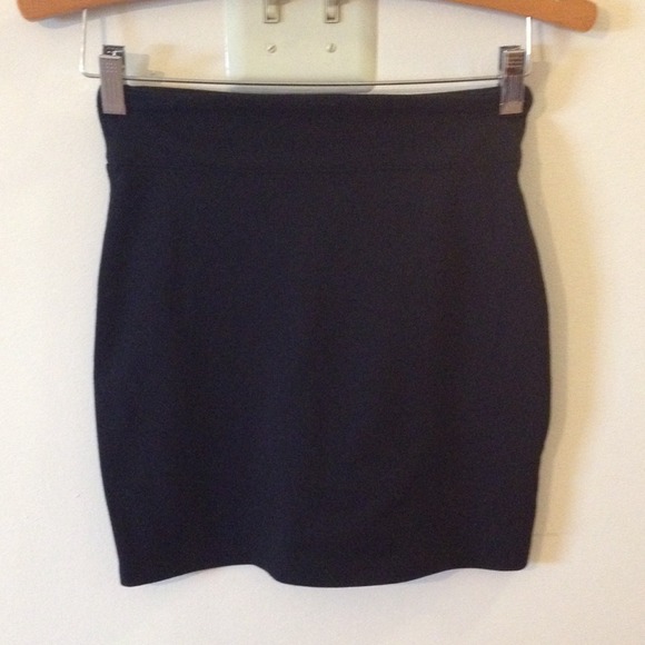 BDG || Urban Outfitters Pencil Skirt - Picture 2 of 3