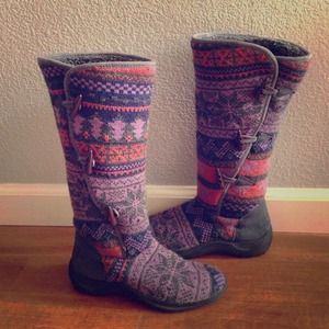 Muk Luks winter boots