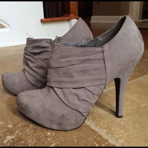 Sold locally--Guess grey ankle boots size 10
