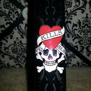 Ed Hardy straightener (HOLD)