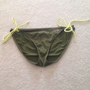 Hollister bikini bottoms never worn