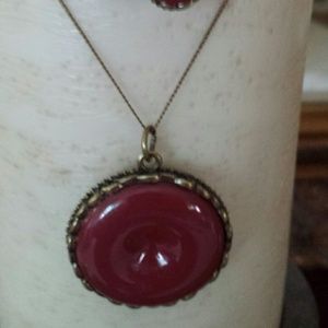2" diameter cranberry colored pendant & earrings