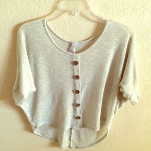 Cute high-low crop knit top