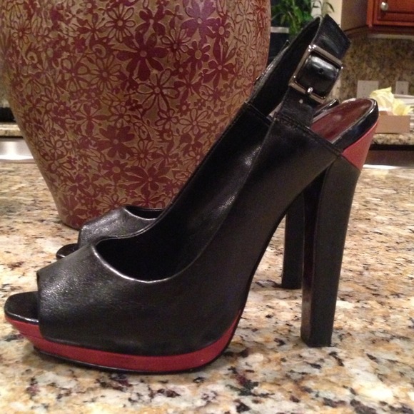 Jessica Simpson Pumps