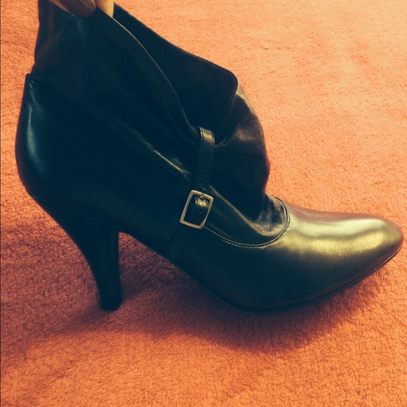 Black Nine West Booties
