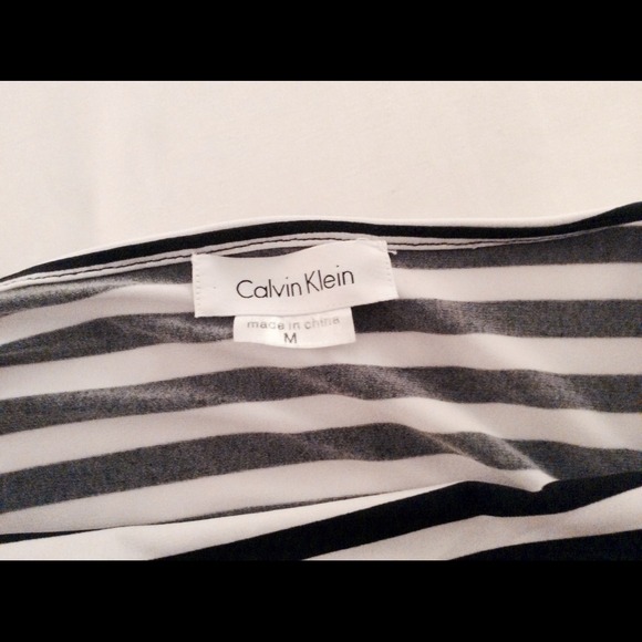 SOLD NWOT Calvin Klein Striped Cowl Neck Topπ·πΈ - Picture 4 of 4