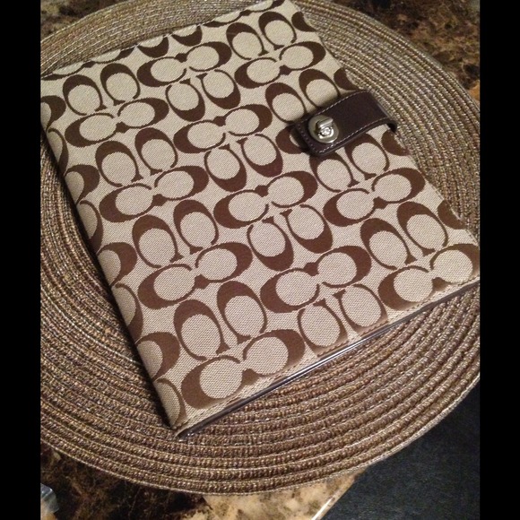 Coach IPad 2 Case NWOT Got a Mini REDUCED TO SELL