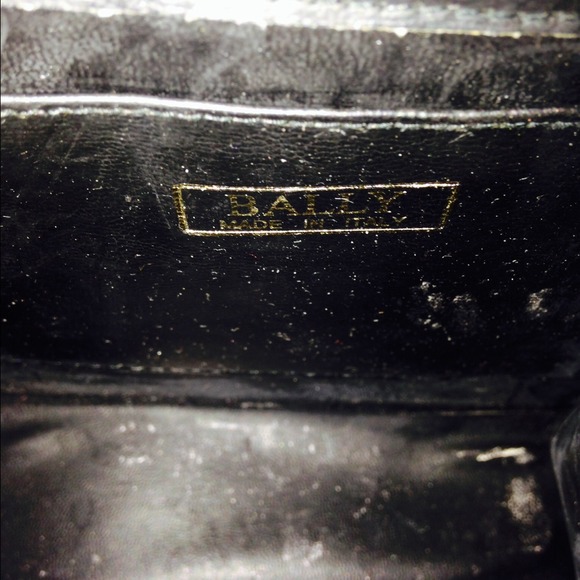 Authentic Bally Crossbody bag patent leather suede - Picture 4 of 4