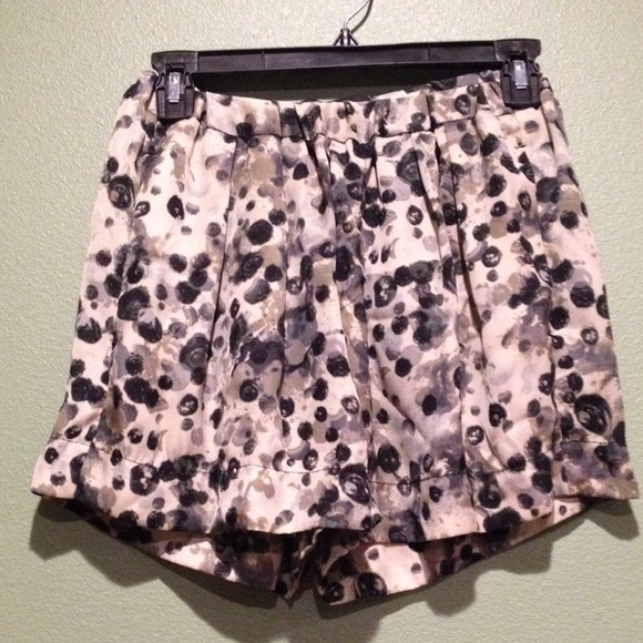 BB Dakota (Jack) High Waisted Shorts - Picture 2 of 3