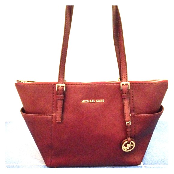 MICHAEL KORS JET SET With matching wallet BUNDLE