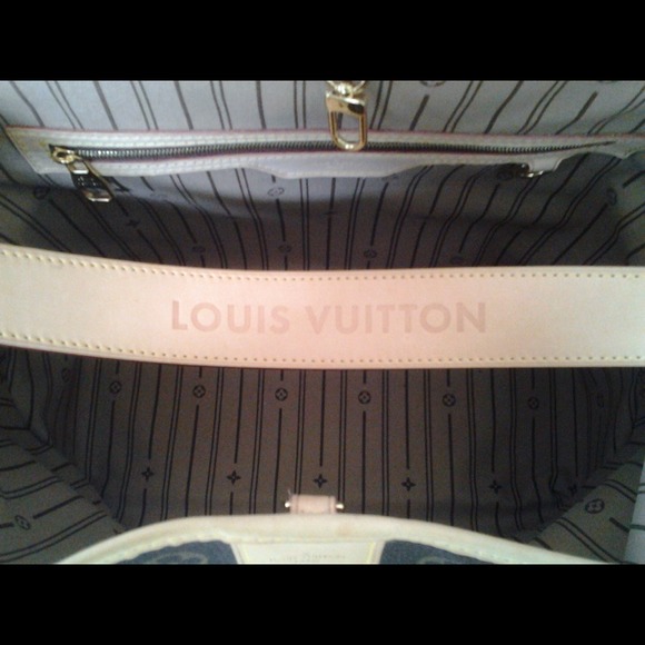 ❤️SOLD❤️100% Authentic Louis Vuitton Delightful PM - Picture 3 of 4