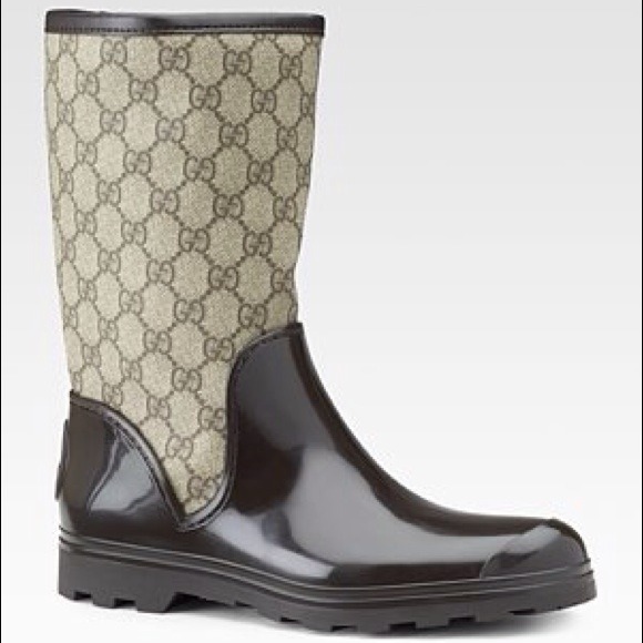 💢💢 SOLD💢💢 Gucci rainboots