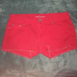red cutoffs