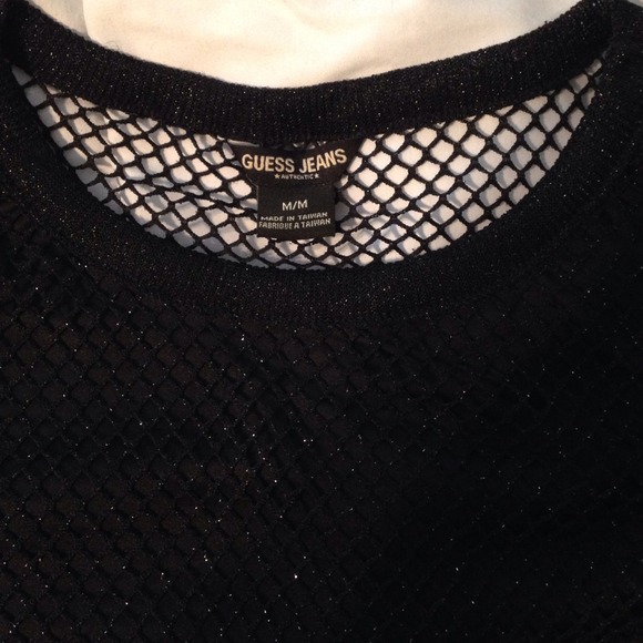 ✨GUESS✨ Tank Top🎽 - Picture 2 of 3