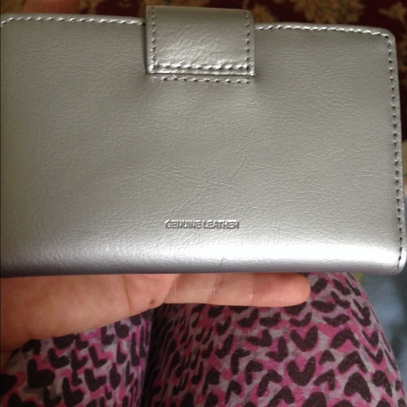 Wallet - Picture 2 of 3