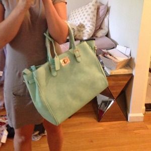 Mint tote