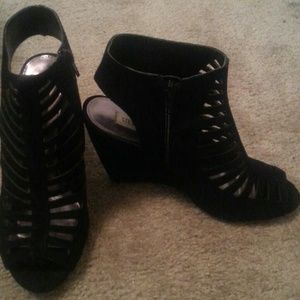 Steve madden wedge heels