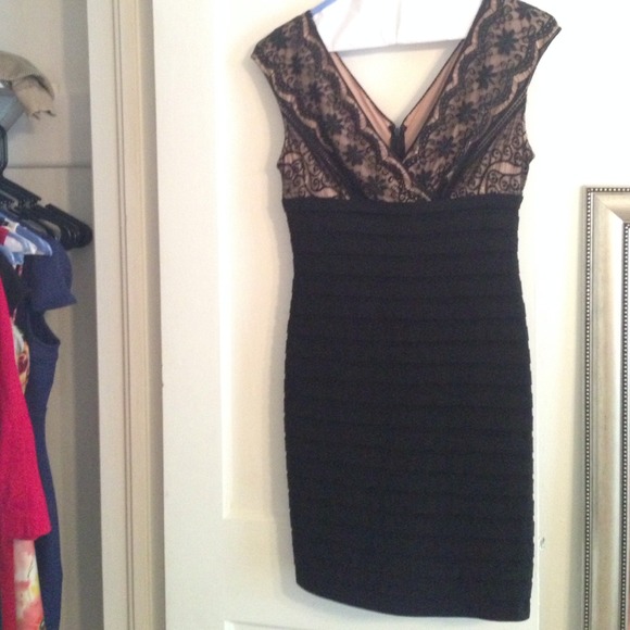 Elegant body con style lace dress