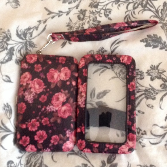 💋SOLD on vinted💋 iPhone 4/4s Wristlet