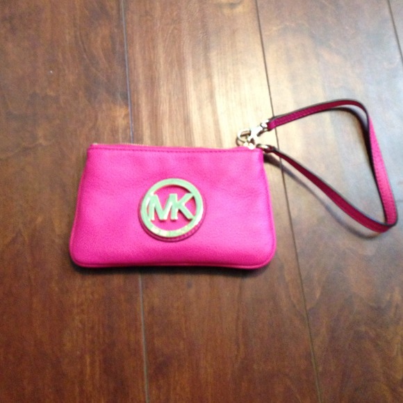 Michael Kors wristlet
