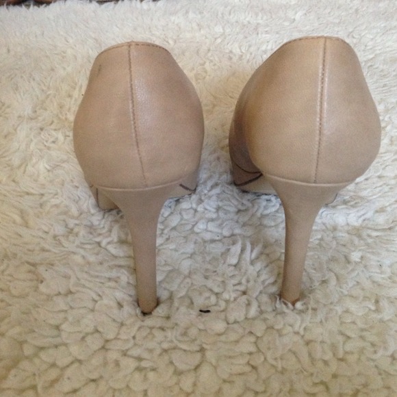 Nude Heels👠👠 - Picture 4 of 4