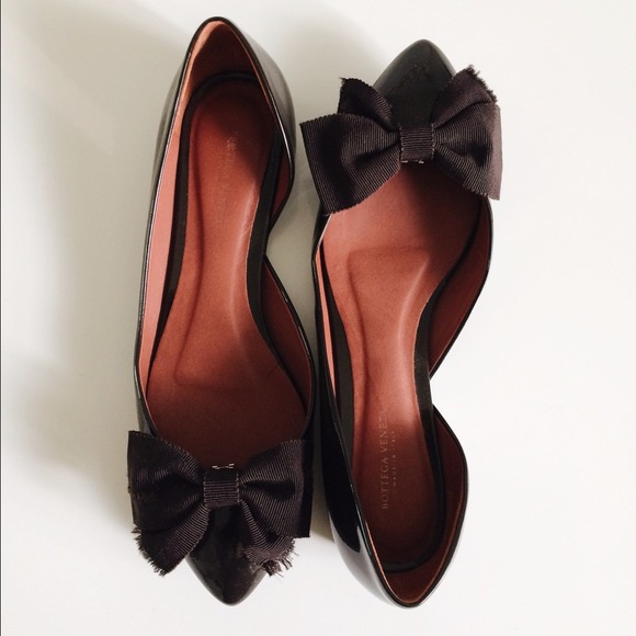 🎉HOST PICK🎉Bottega Veneta flats patent leather