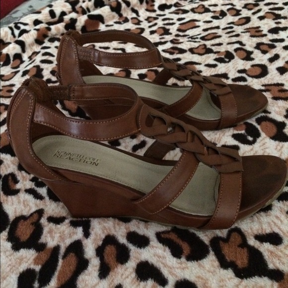 Kenneth cole wedge shoes - Picture 2 of 3