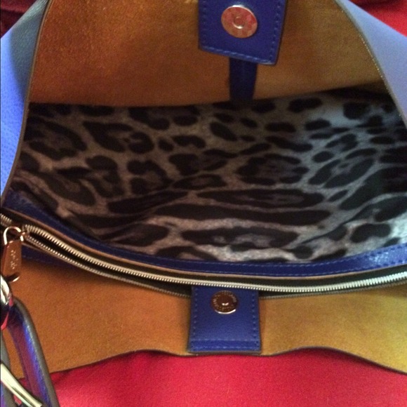 More pics of blue purse