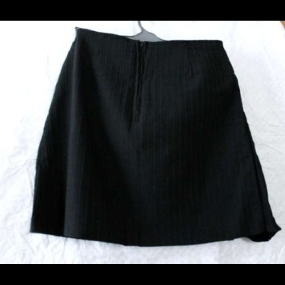 LIKENEW Pleated Asymmetrical Mini Skirt - Picture 2 of 3