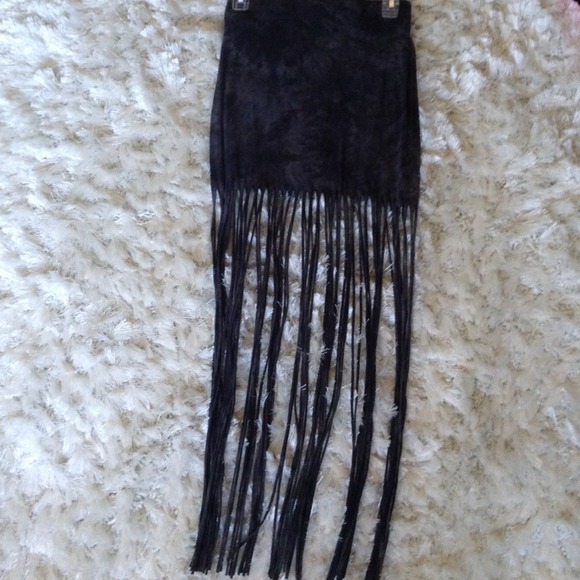 🎀SOLD🎀 Nollie Grey Tiedye Fringe Skirt - Picture 2 of 2