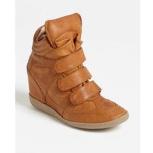 Steve Madden HiLight Sneaker Wedge