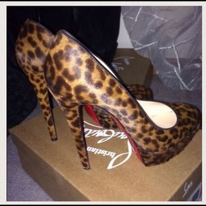 ❌SOLD❌Christian Louboutin Heels