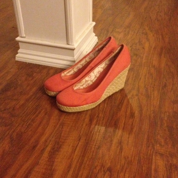 Montego Bay club wedges