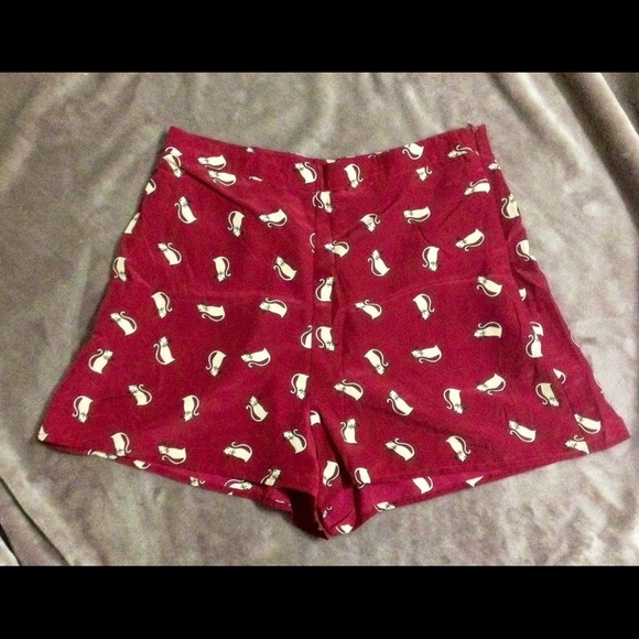 Feline shorts ✨NWOT✨