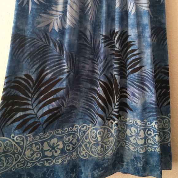 Hawaiian dress. One size fits all! - Picture 3 of 3