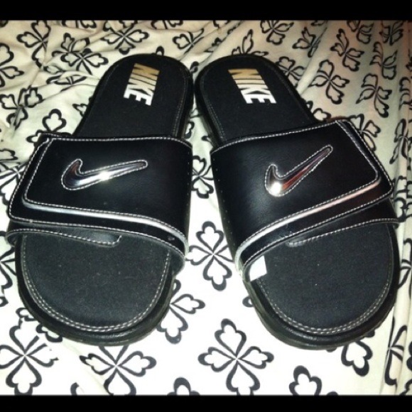 Mens nike sandal size 11