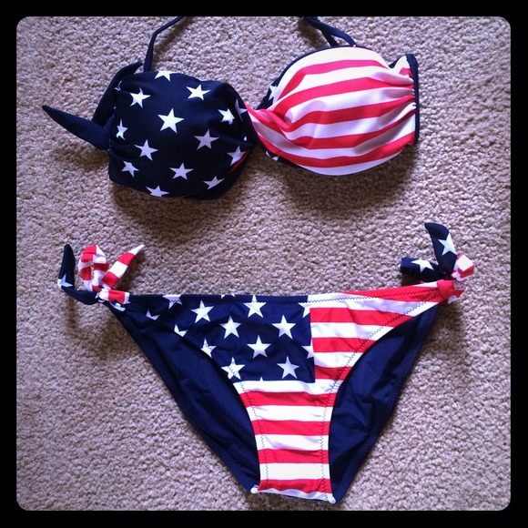 ⛔️SOLD⛔️American Flag swimsuit🇺🇸