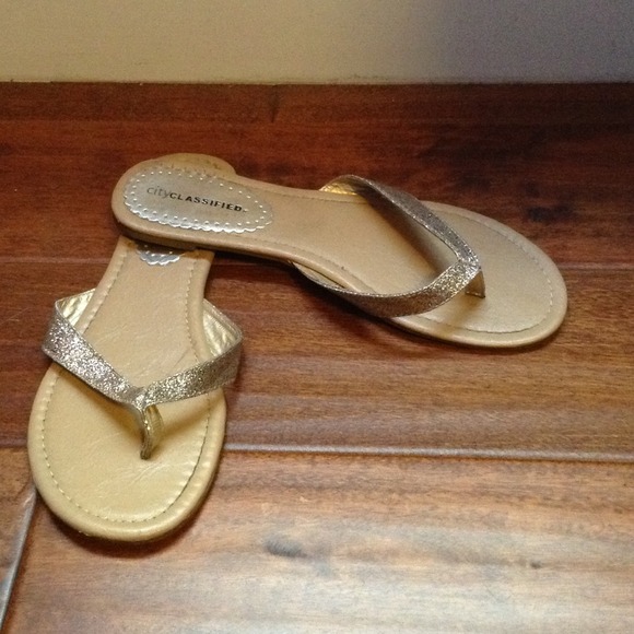Sandals with Gold Glitter