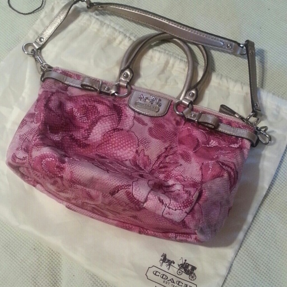 REDUCED!!  Poppy Coach purse