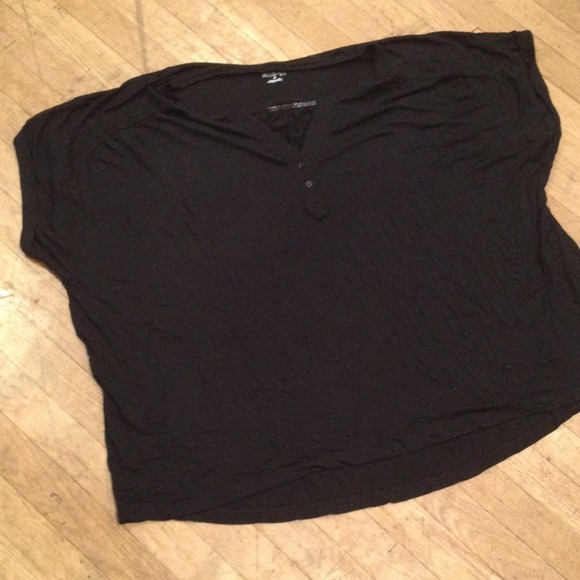 Plus Size Merona henley T with rolled sleeves - Picture 1 of 4