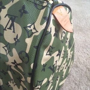 Lv camouflage bAg