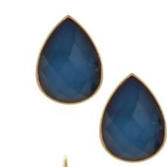 Olivia Welles earrings