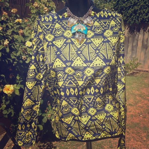 Tribal Print L/S Top - Picture 1 of 4