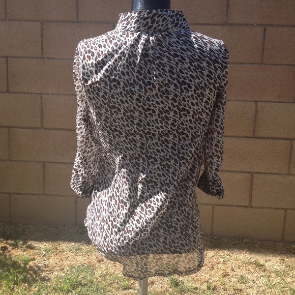 Sheer leopard blouse - Picture 4 of 5
