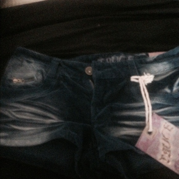 Cord shorts
